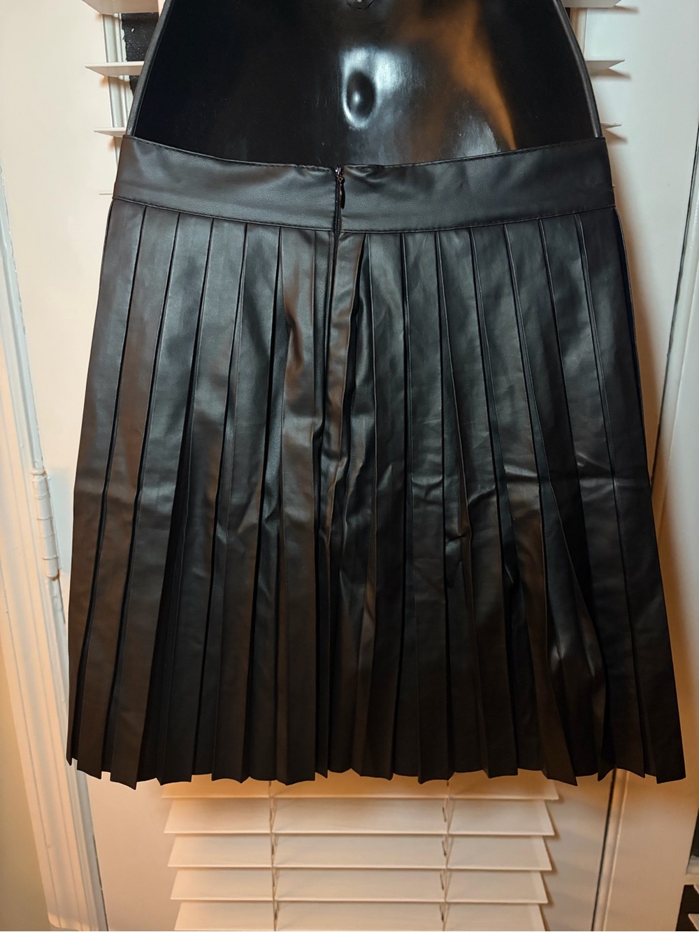 Fashion Nova Black Pleated Faux Leather Skirt - Picture 3 of 5